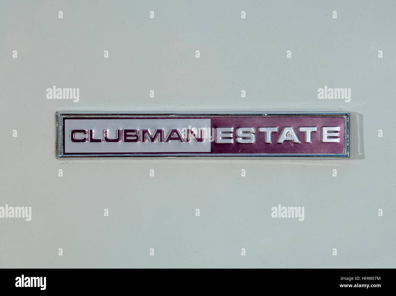 1974 MINI Clubman Estate, la voiture compacte, logo du coffre Banque D'Images