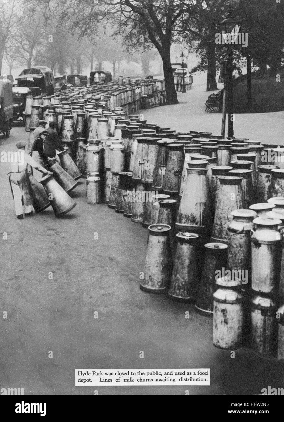 Grève générale de la Trade Union Congress (TUC) en 1926 - Dépôt de lait d'urgence mis en place à Hyde Park, Londres Banque D'Images
