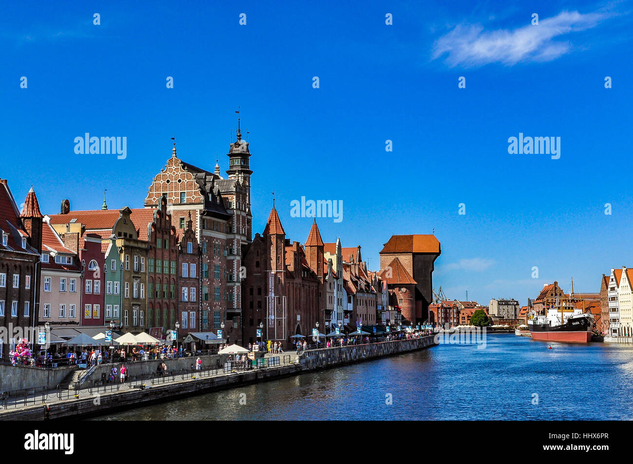 La plus célèbre des rues de la région de Gdansk avec la grue historique, Pologne Banque D'Images
