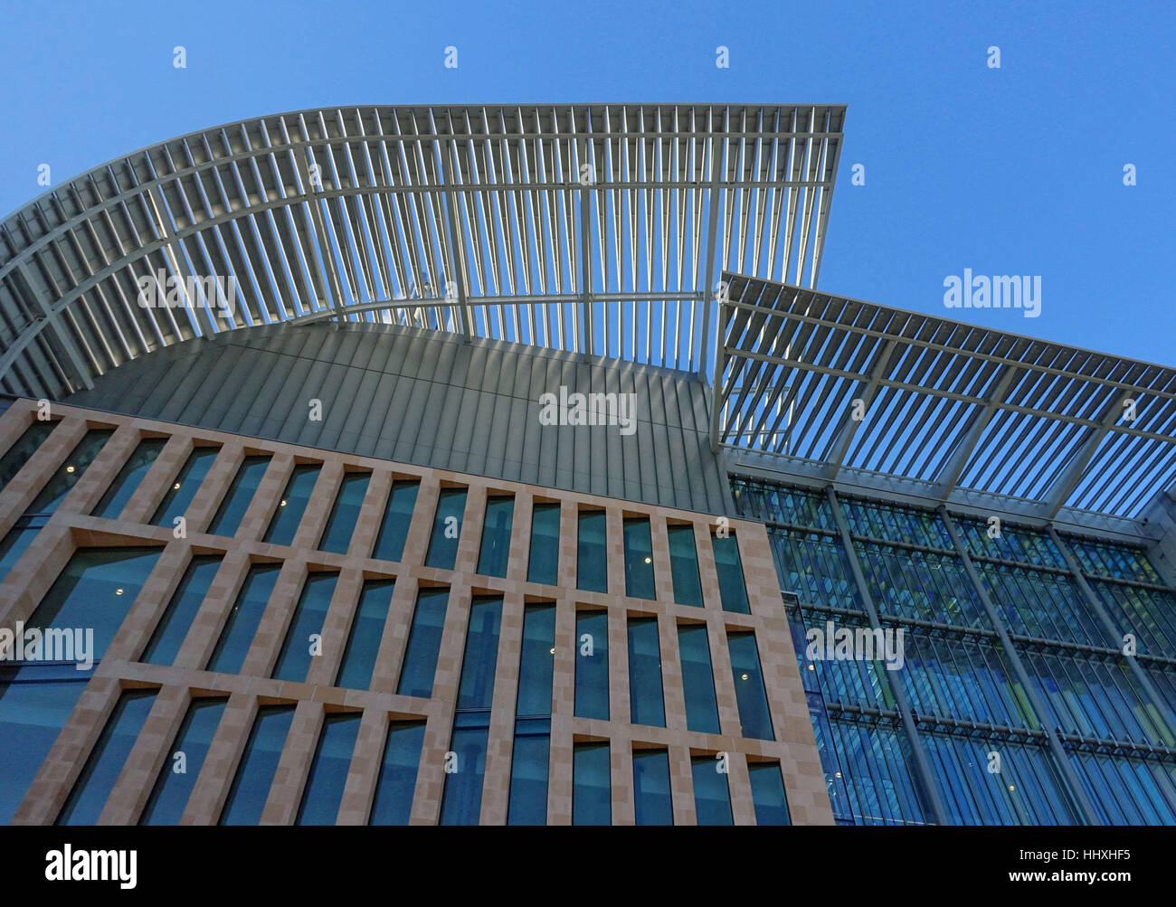 La Francis Crick Institute biomedical research centre, St Pancras, Londres Banque D'Images