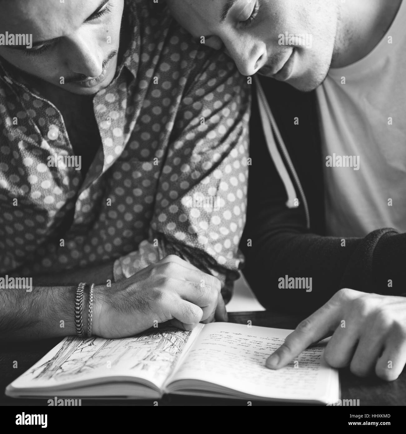 Couple Gay Love Home Concept Banque D'Images