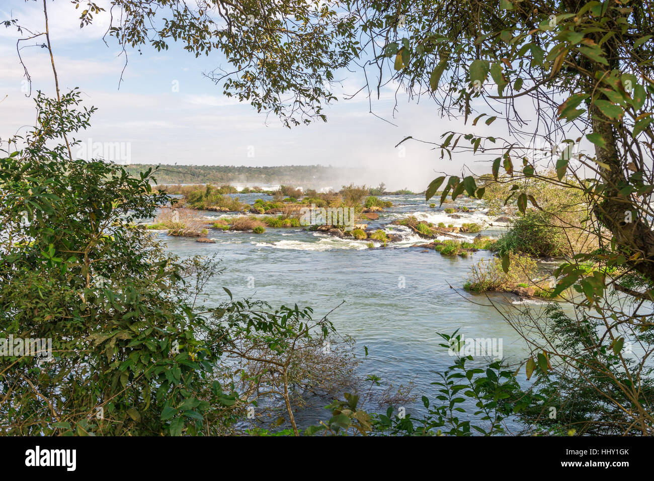 Les majestueuses chutes d'Iguaçu, une des merveilles du monde à Foz do Iguaçu, Brésil Banque D'Images