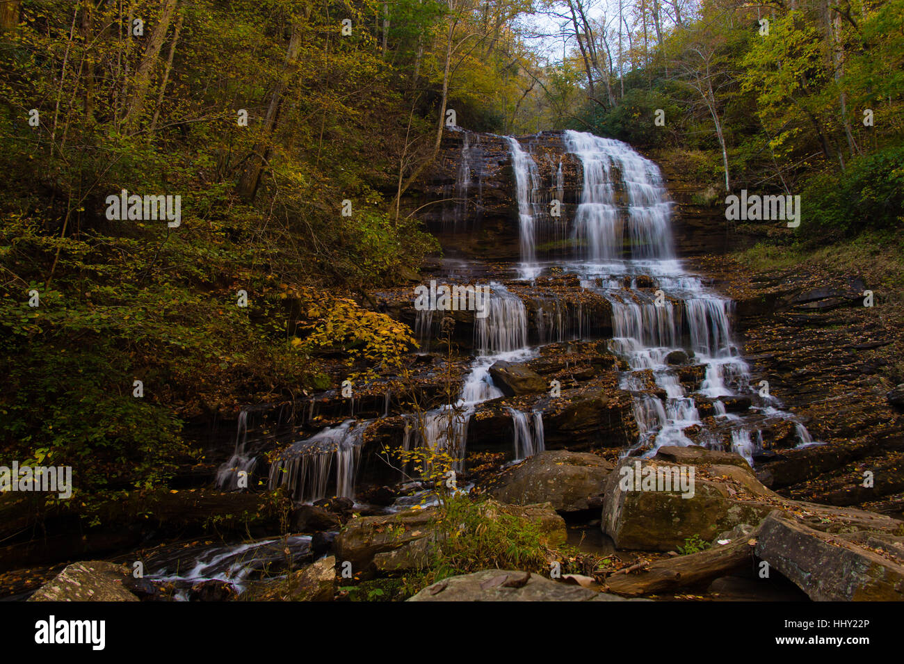 Chutes d'eau de montagne Banque D'Images