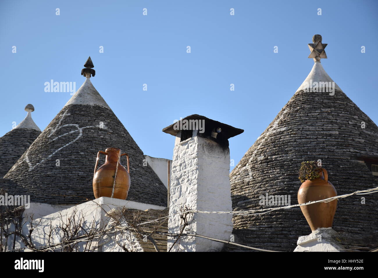 la-belle-ville-de-alberobello-et-ses-trulli-traditionnels-les-maisons