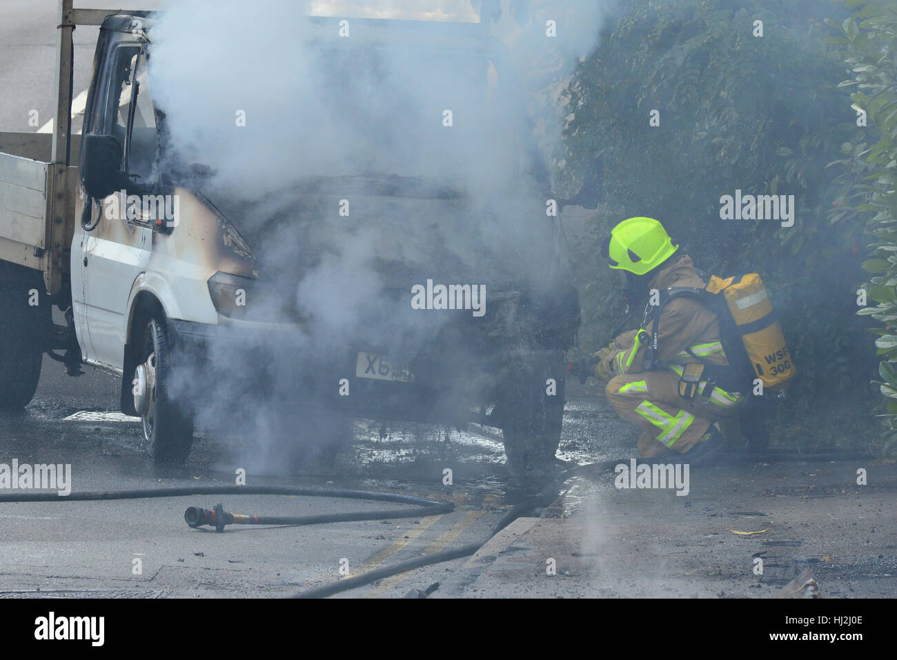 L'incendie du véhicule, Swan Corner, Littlehampton, West Sussex Banque D'Images