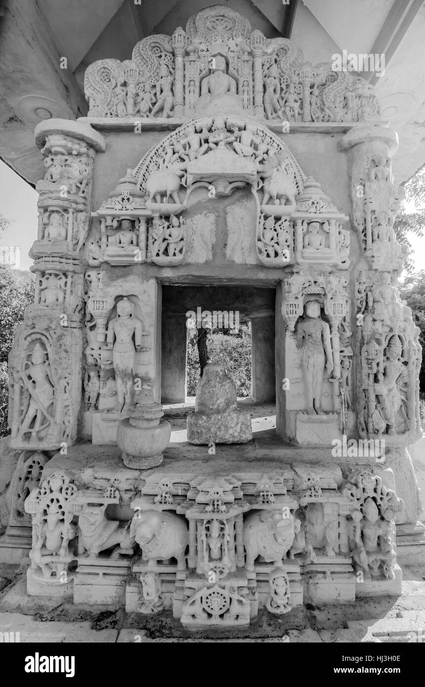 Ruines du temple Jain de Ranakpur à Banque D'Images
