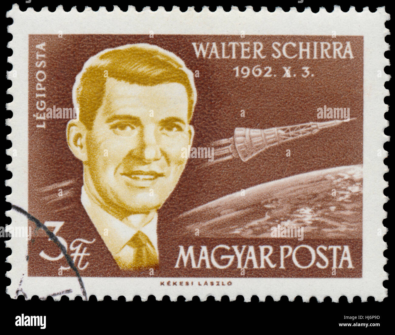 BUDAPEST, HONGRIE - 14 décembre 2016 : un timbre imprimé en Hongrie montre l'astronaute américain Walter Schirra circa 1962 série des astronautes ; Banque D'Images