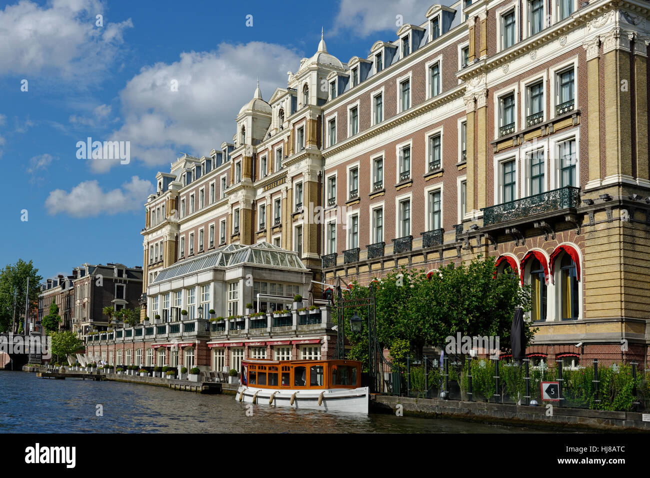 L'Hôtel Amstel sur l'Amstel, Amsterdam, Hollande, Pays-Bas Banque D'Images
