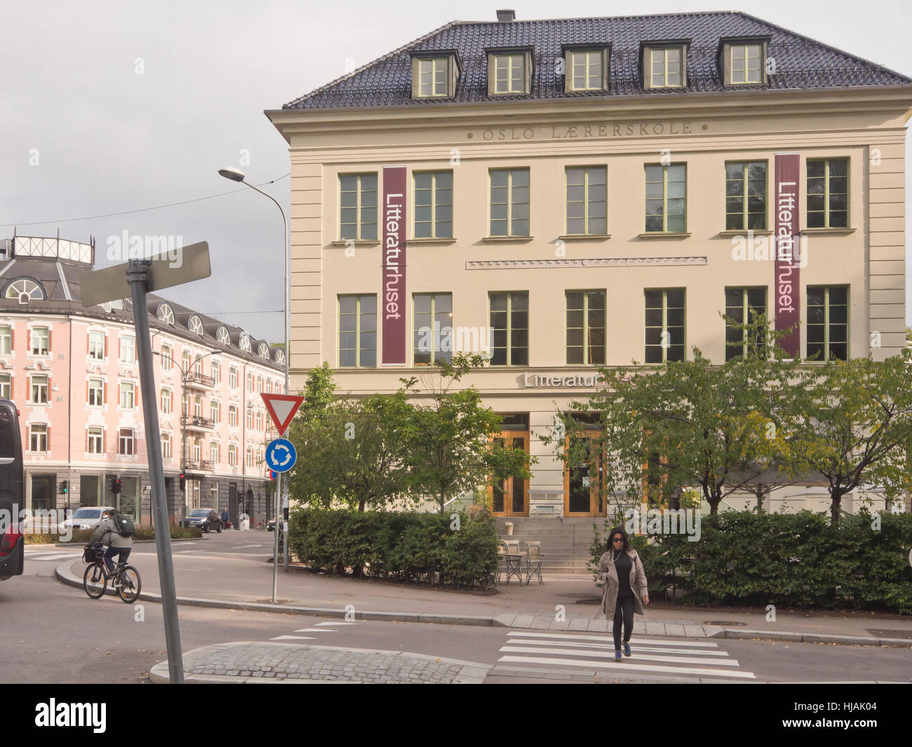 Litteraturhuset, La Maison de la littérature, librairie, café et d'événements autour du livre et de la liberté de parole, Oslo Norvège Banque D'Images