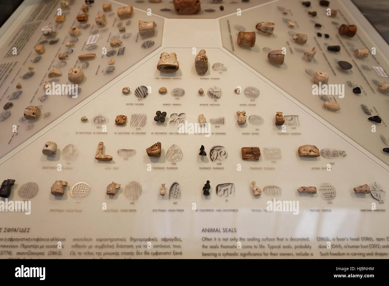 Les joints des animaux portant probablement une importance symbolique pour leur propriétaire, la culture minoenne, Musée archéologique d'Héraklion, Crète Banque D'Images