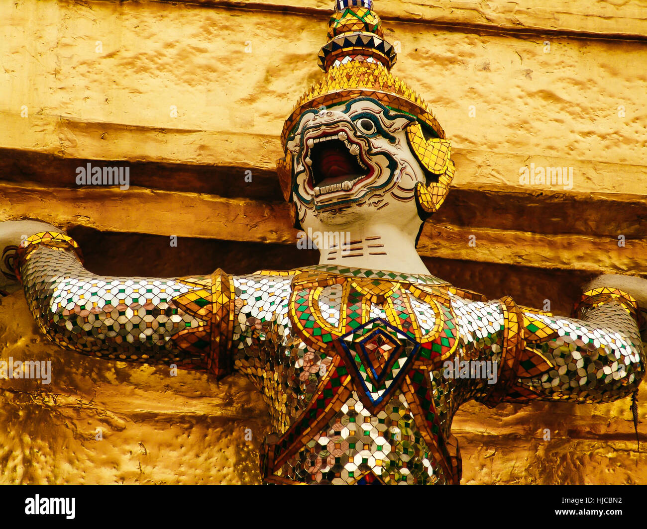 Divinité gardienne sur les murs des palais des rois, Bangkok, Thaïlande Banque D'Images