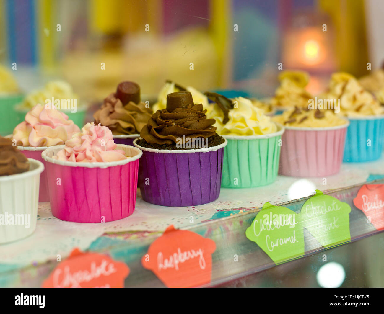 Cup Cakes en vente en boutique Banque D'Images