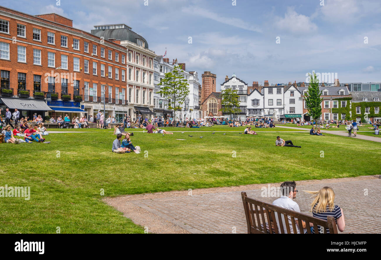 Grande Bretagne, sud-ouest de l'Angleterre, dans le Devon, près de la cathédrale d'Exeter, vu de la cathédrale Green Banque D'Images