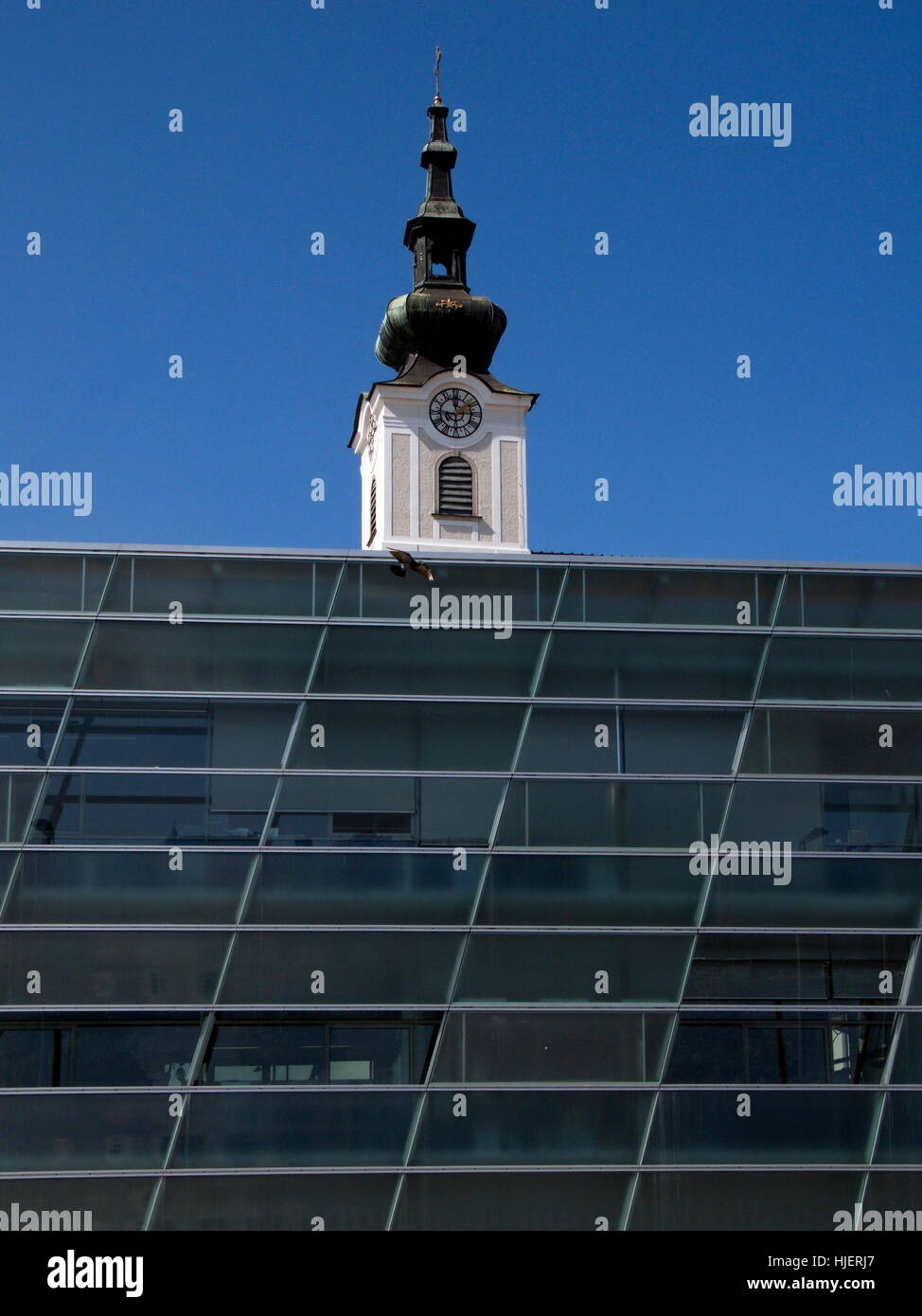 L'architecture contrastée à Linz Banque D'Images