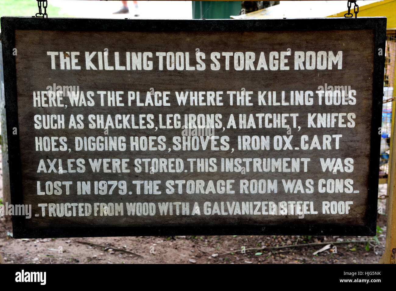 L'Assassinat de stockage outils prix - Site Memorial The Killing Fields - Musée de Choeung Ek Cambodge ( fosse commune des victimes de Pol Pot - Khmers rouges à partir de 1963 - 1997. Phnom Penh Cambodge ) Banque D'Images L'Assassinat de stockage outils prix - Site Memorial The Killing Fields - Musée de Choeung Ek Cambodge ( fosse commune des victimes de Pol Pot - Khmers rouges à partir de 1963 - 1997. Phnom Penh Cambodge ) Banque D'Images