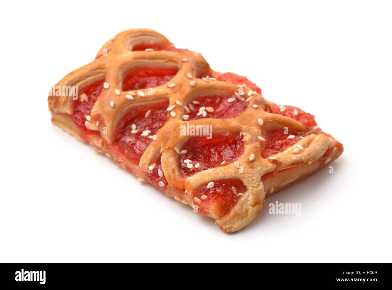 Morceau de berry pie isolated on white Banque D'Images