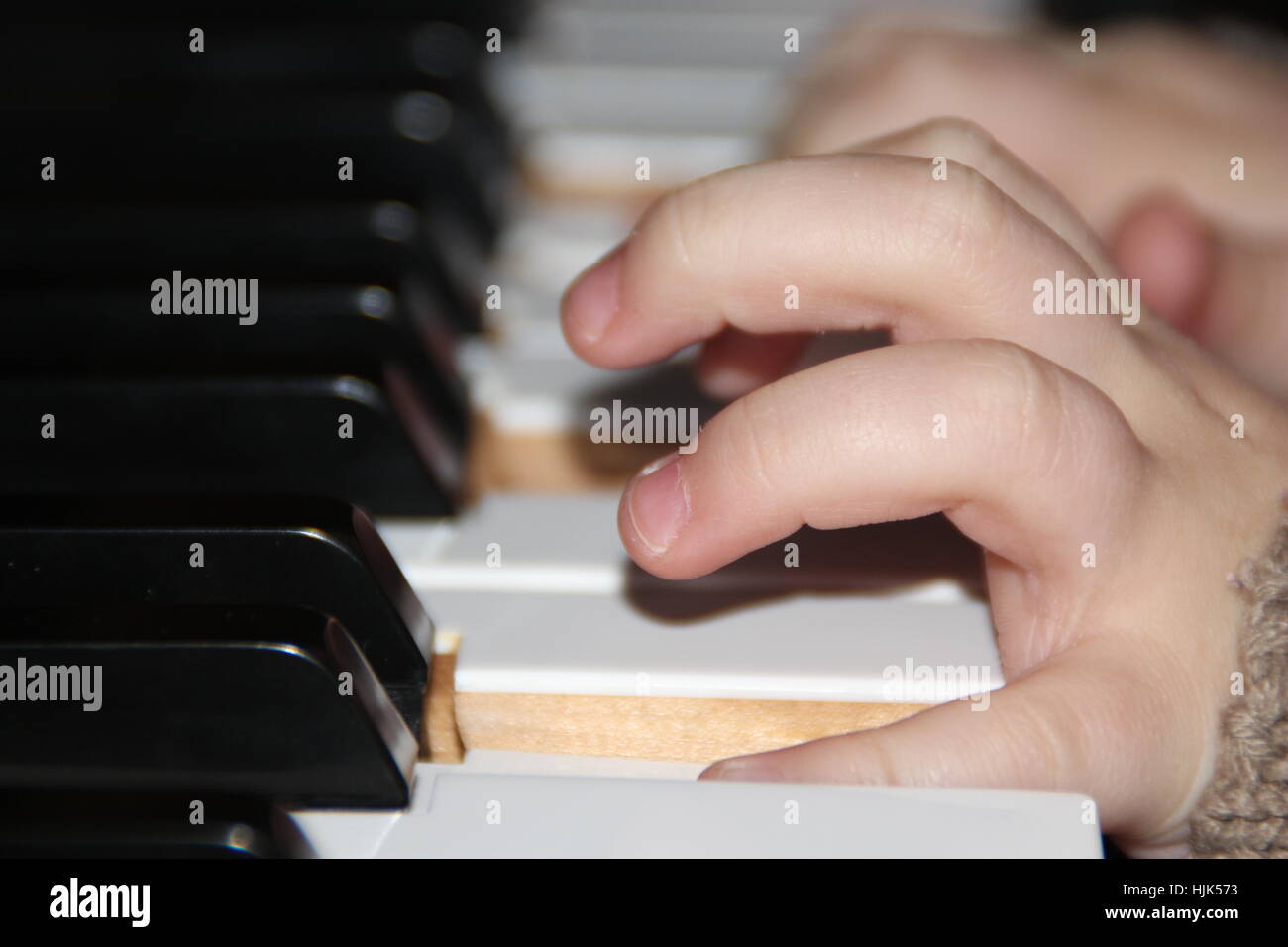 Main, doigt, musique, tâtonner, piano, main, doigt, concert, musique,  écouter, jeu Photo Stock - Alamy