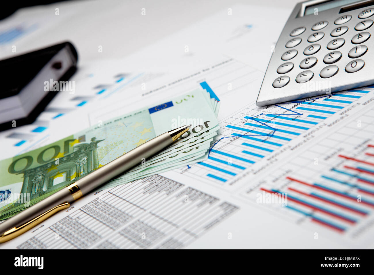 Tableaux et graphiques financiers Banque D'Images