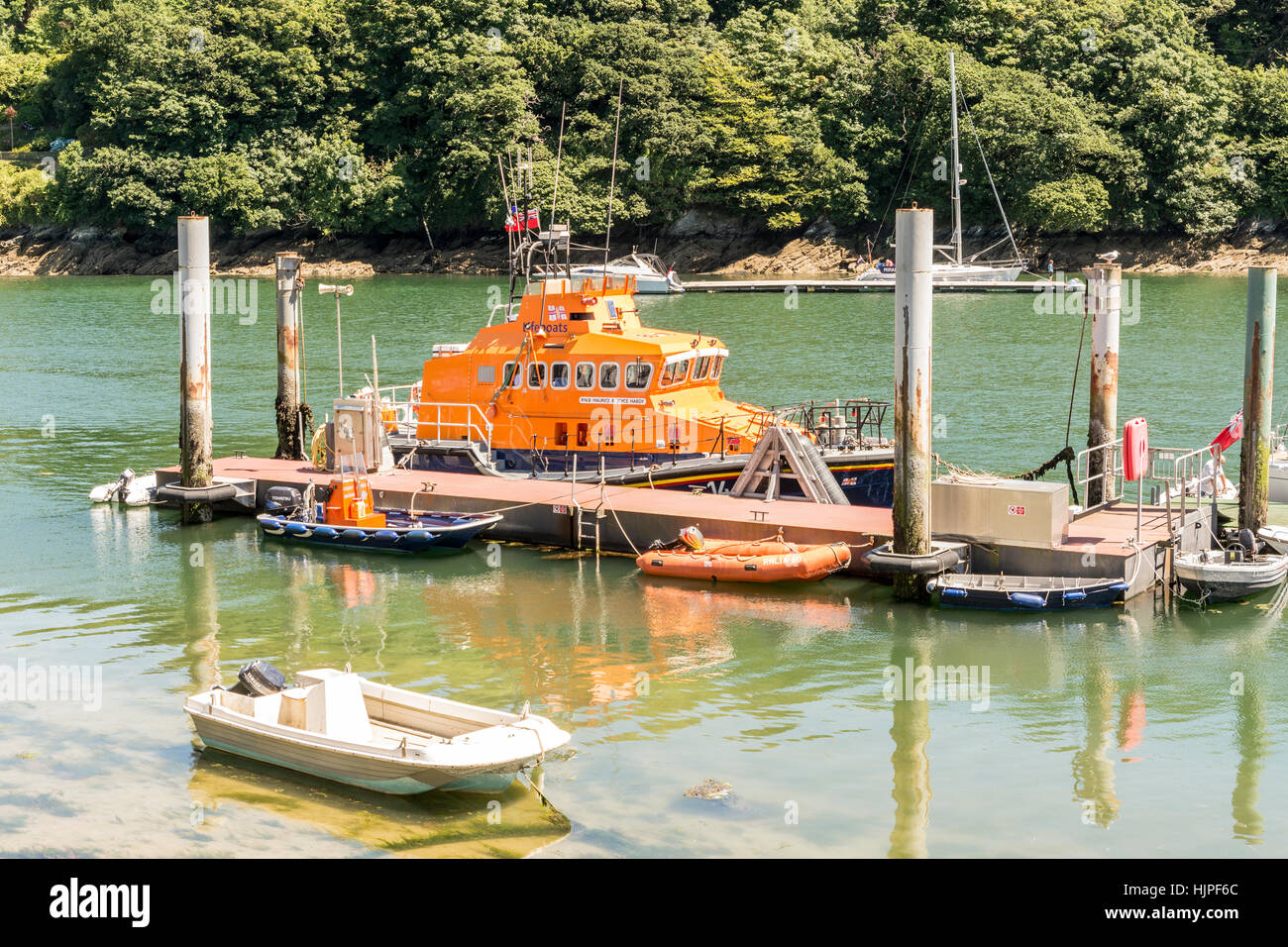 L'RNLB Maurice & Joyce Hardy, Fowey, Cornwall au sud. Banque D'Images