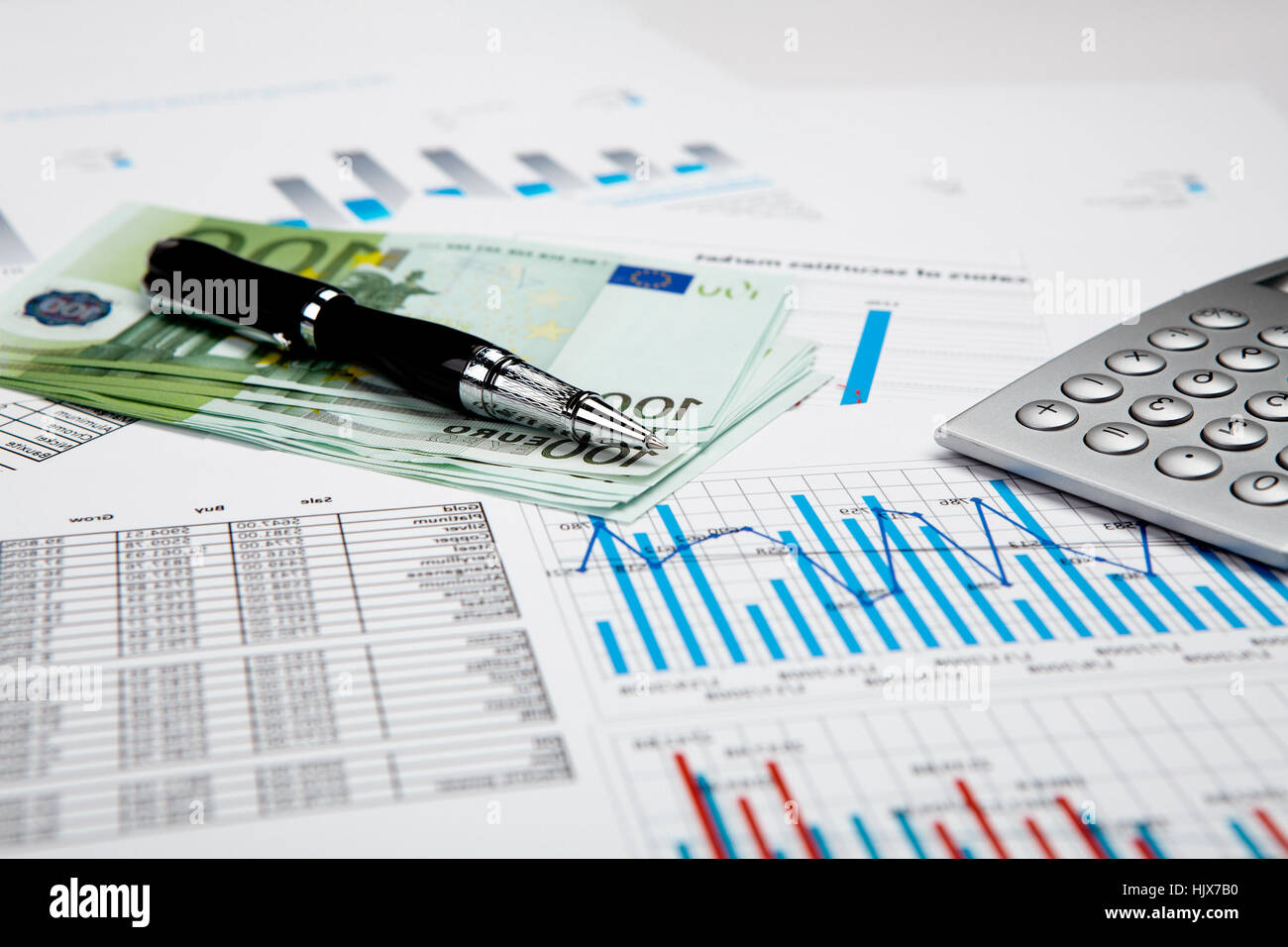 Tableaux et graphiques financiers Banque D'Images