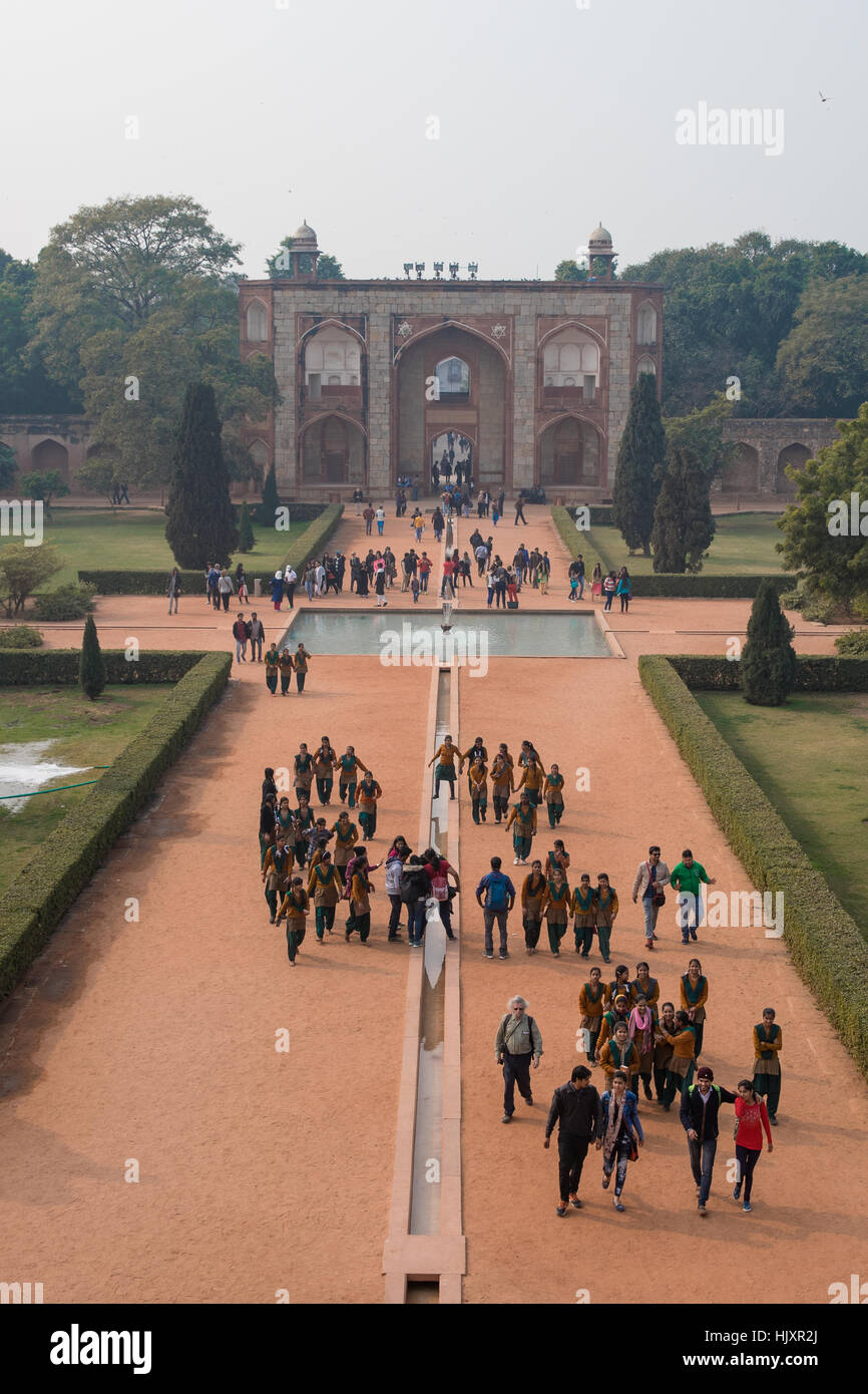 La passerelle vers le tombeau de Humayun à New Delhi, Inde, le tombeau de l'empereur moghol Humayun. Banque D'Images