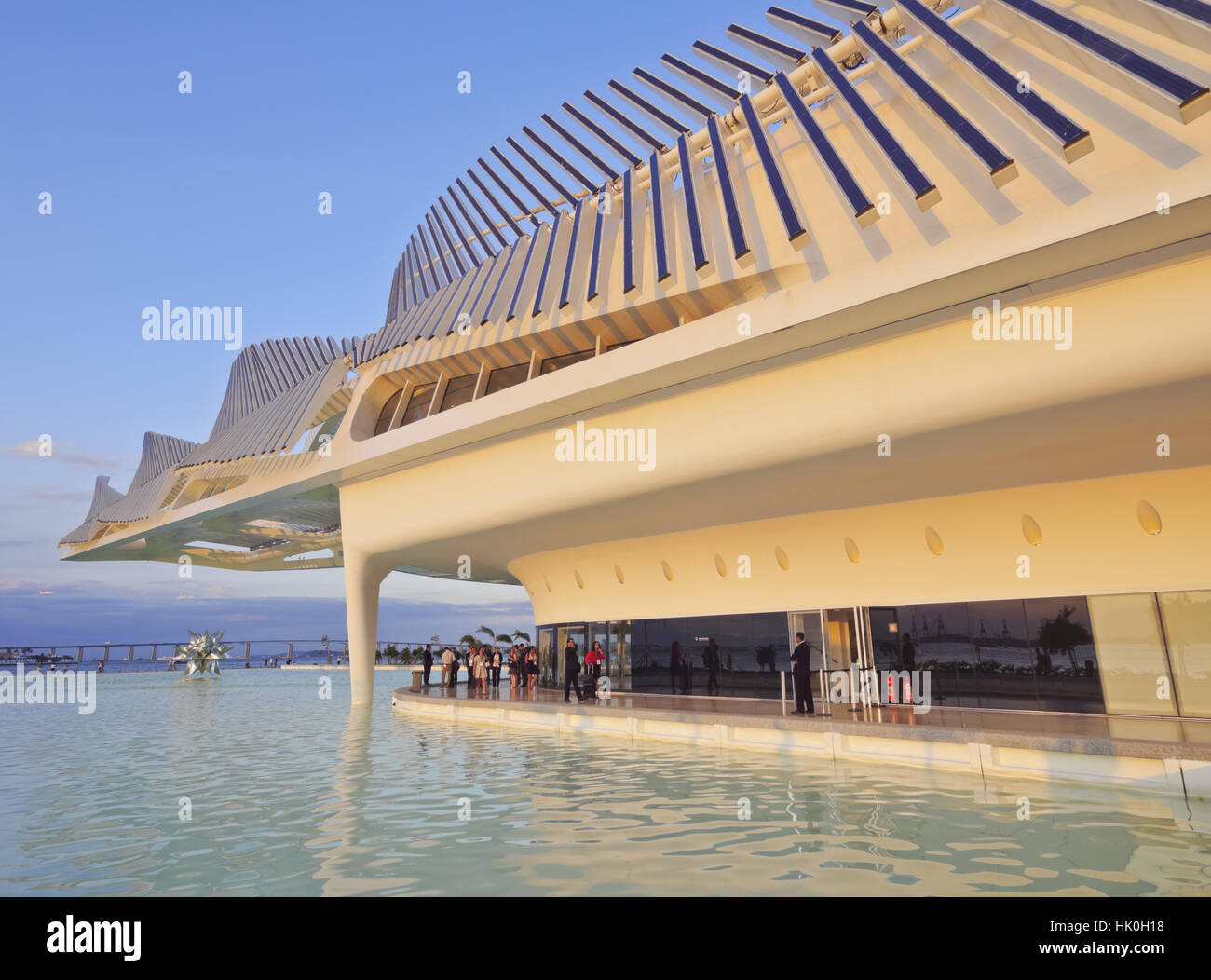 Vue sur le musée de demain (Museu do Amanha) par Santiago Calatrava, Praca Maua, Rio de Janeiro, Brésil, Amérique du Sud Banque D'Images