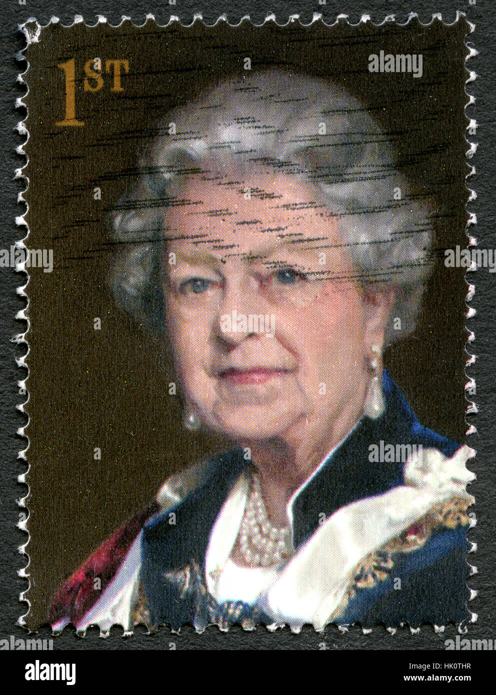 Grande-bretagne - circa 2000s : un timbre-poste utilisé depuis le Royaume-Uni, représentant un portrait de la reine Elizabeth II, circa 2000s. Banque D'Images