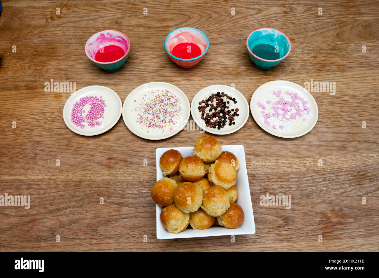 Ingrédients pour les gâteaux faits maison pop Banque D'Images