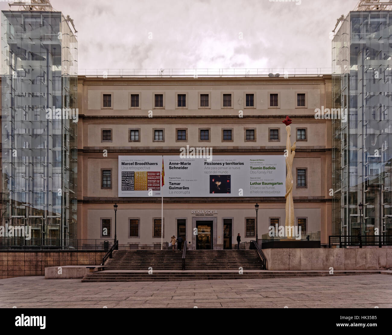 Madrid, Espagne - 19 janvier 2017 : Le Museo Nacional Centro de Arte Reina Sofia, façade Banque D'Images