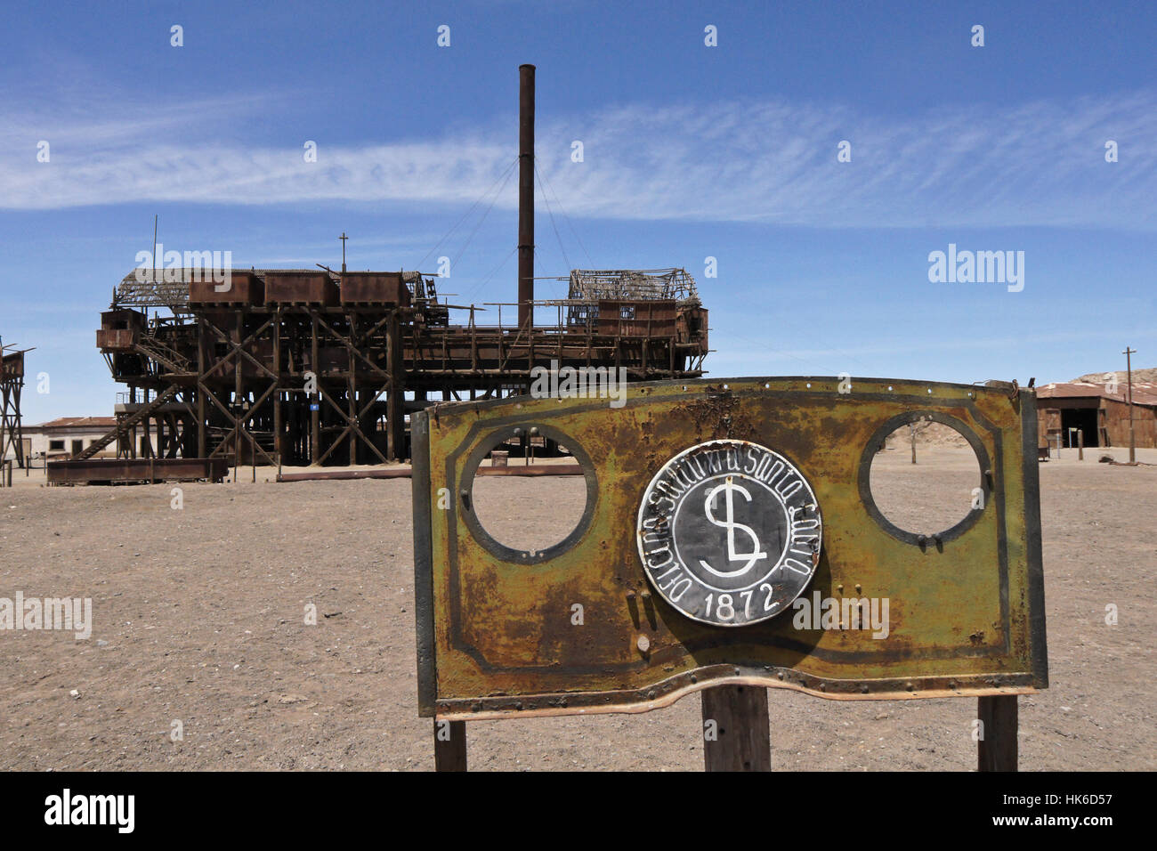 Ruines de l'usine de lixiviation à l'Oficina Santa Laura Saliterra près de Humberstone, Désert d'Atacama, Norte Grande, Chili Banque D'Images