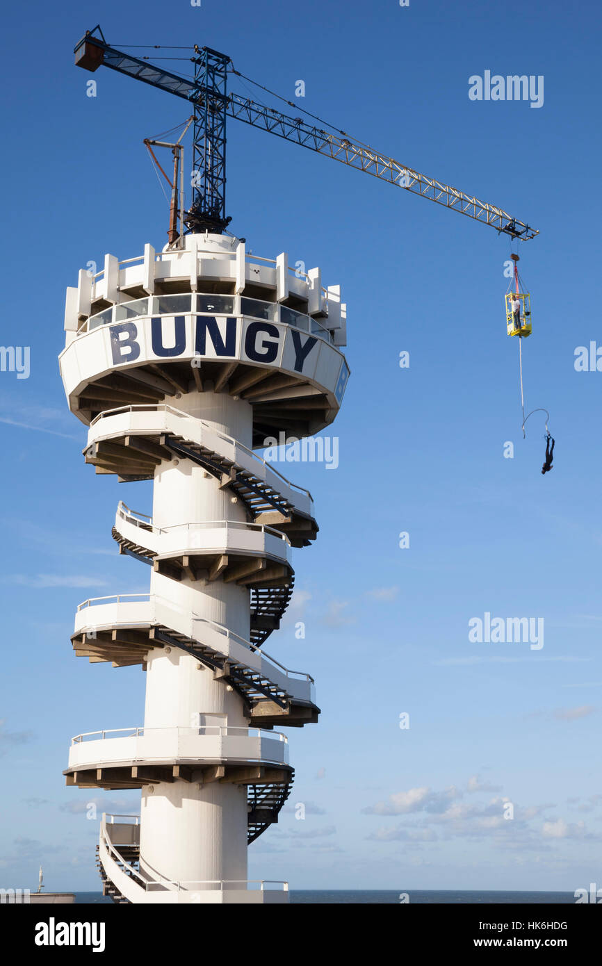 Bungy Jump tour avec cavalier bungy, Scheveningen, à La Haye, Hollande, Pays-Bas Banque D'Images