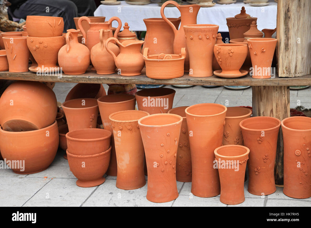 L'artisanat, pot, pots, terre cuite, poterie, céramique, vase, Décoration,  Objets de déco Photo Stock - Alamy