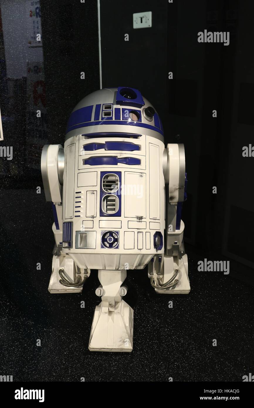 R2-D2, affichée à l'Bentalls centre commercial de Kingston-upon-Thames, Surrey, Londres. Décembre 2016 Banque D'Images