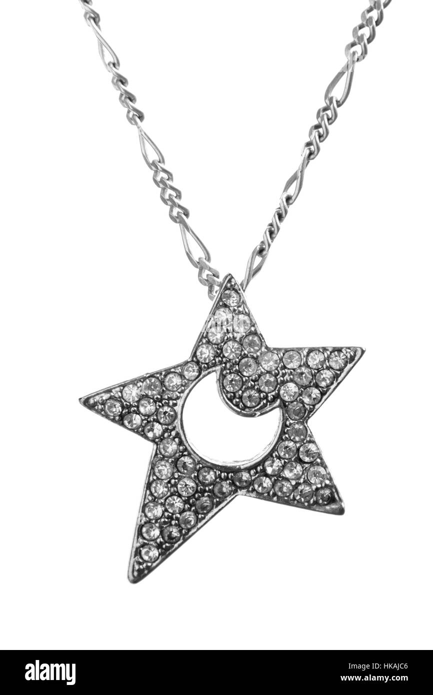 Collier à pendentif Bijoux artistique sur fond blanc Banque D'Images