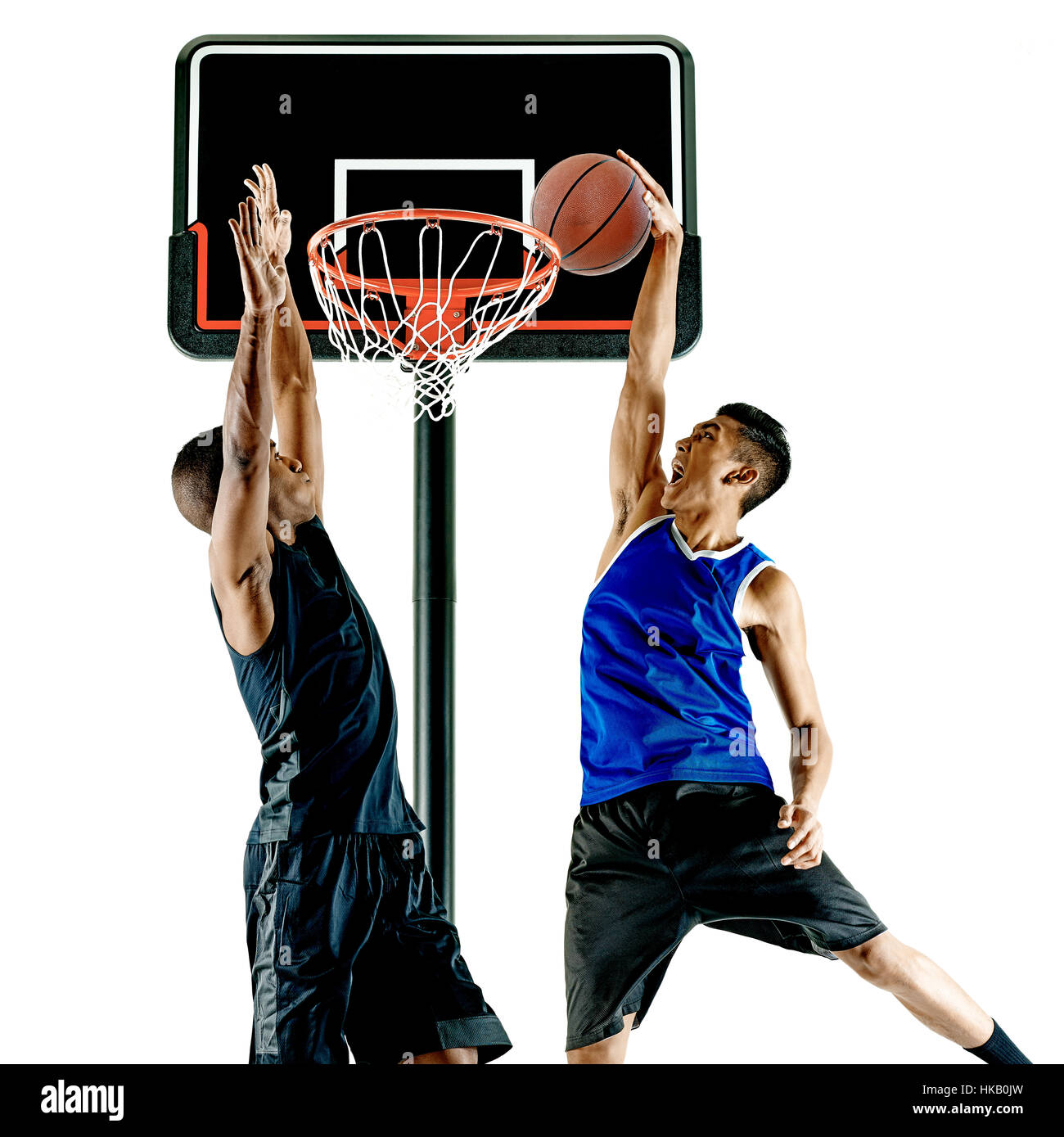Deux joueurs de basket-ball hommes isolé sur fond blanc Banque D'Images