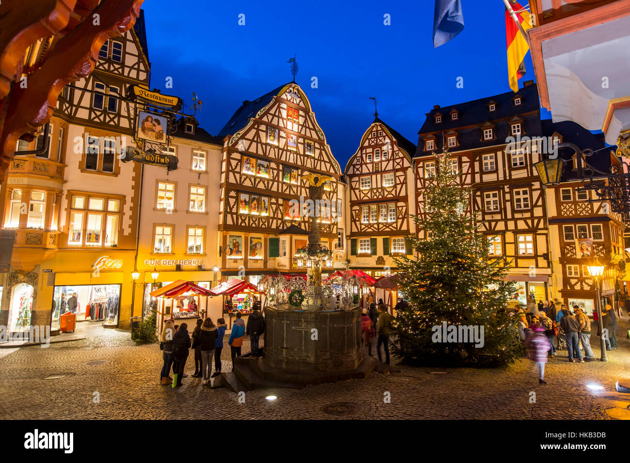 Marché de Noël de la vieille ville de Bernkastel-Kues, Allemagne