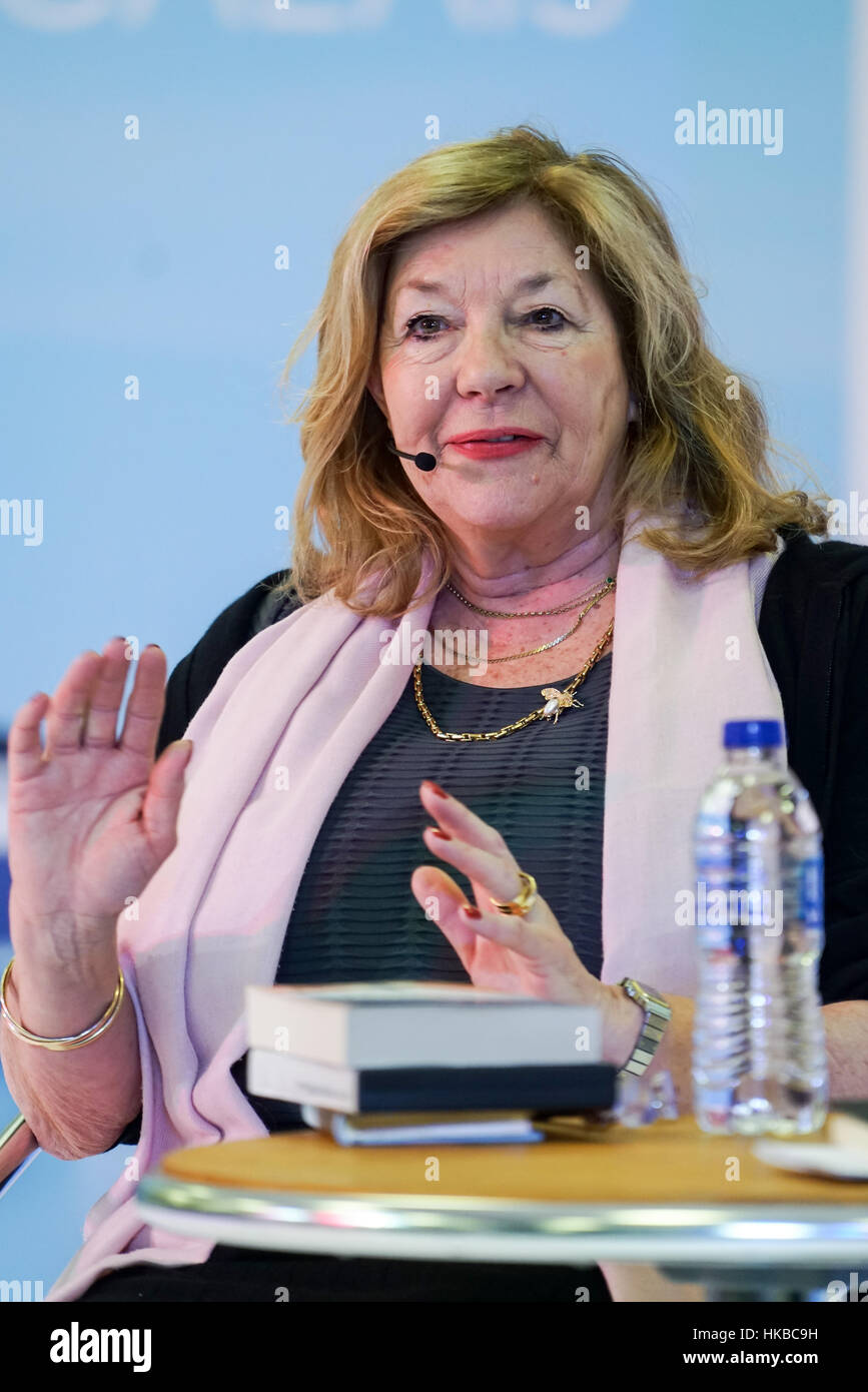 Londres, Royaume-Uni. 27 janvier, 2017. Carol Drinkwater parle de sa vie en France sur la ferme d'olive au France Show 2017 à Olympia Londres chef démonstration. Credit : Voir Li/Alamy Live News Banque D'Images