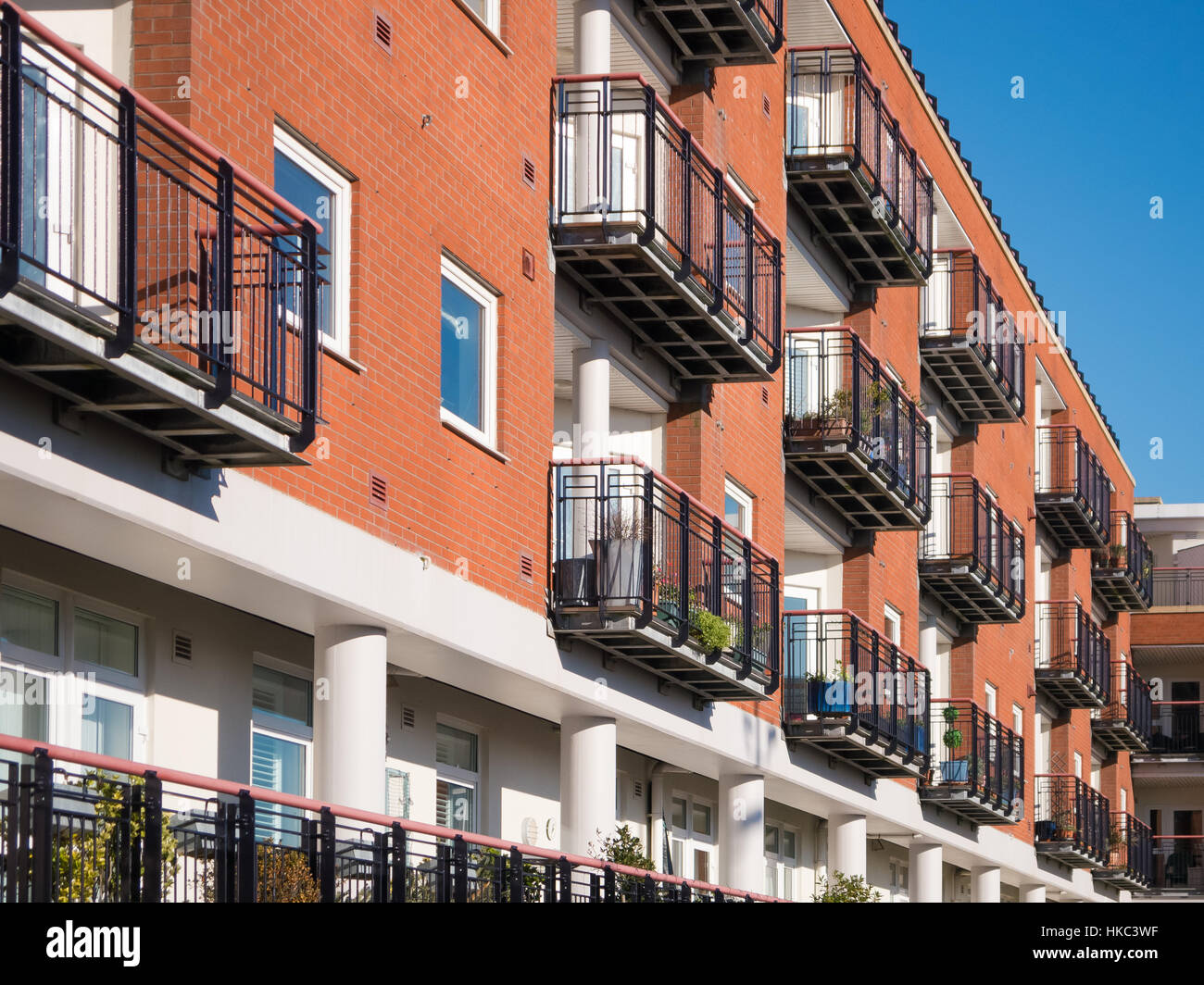 Appartements à Gunwharf Quays, Portsmouth, Angleterre Banque D'Images