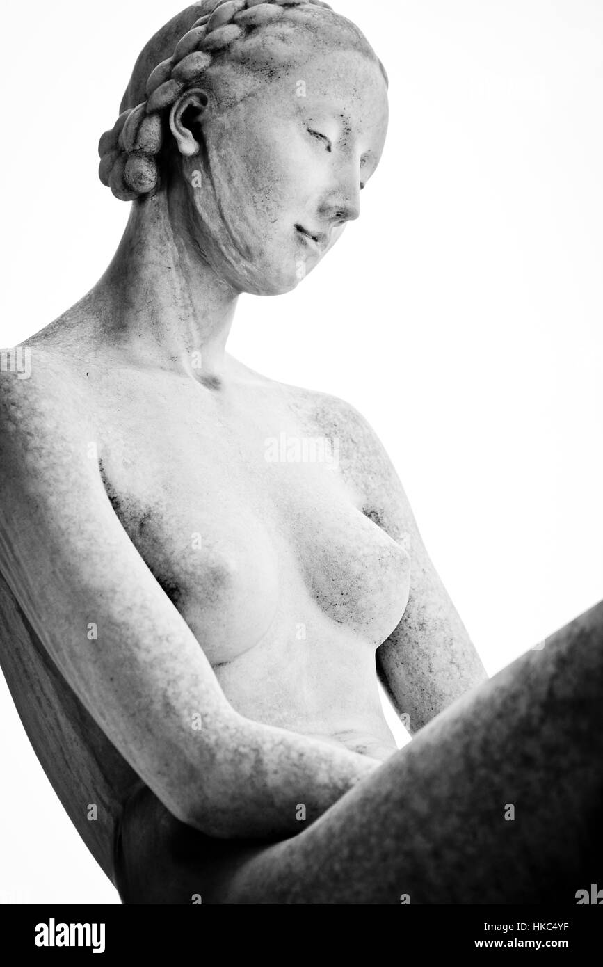 La beauté dans une sculpture de tombstone Banque D'Images