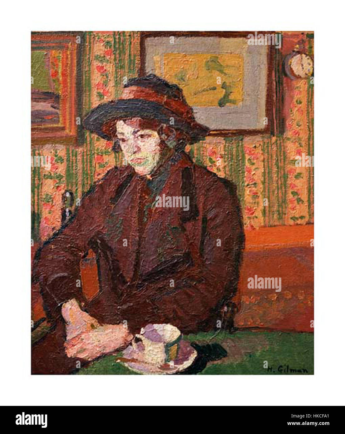 Cette peinture de Harold Gilman, intitulée « Tea Cup », reflète la scène artistique britannique du début du XXe siècle avec son style post-impressionniste. L'œuvre présente une femme assise avec une tasse, encapsulant les thèmes de la vie moderne et des contextes sociaux. Banque D'Images