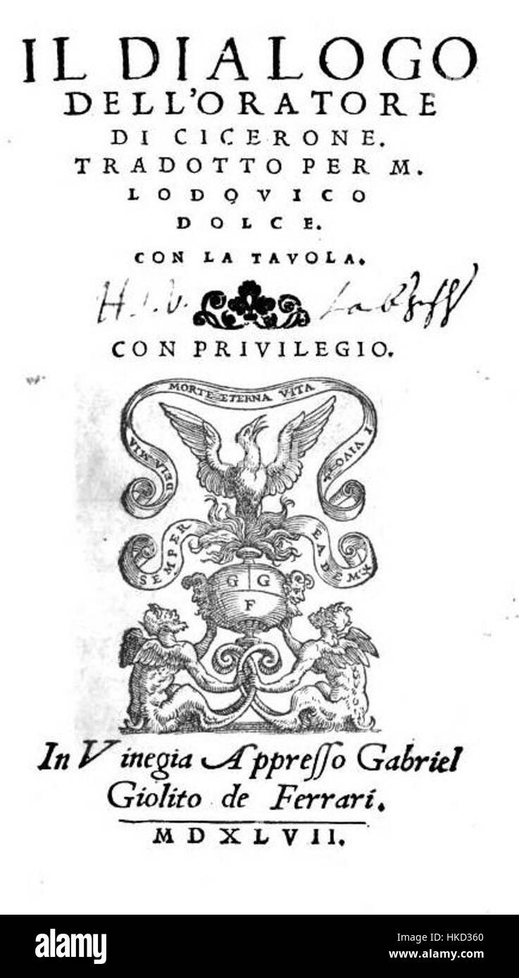 Le frontispice de « il Dialogo dell'Oratore » de Cicéron (1547) présente la conception de livres de l'époque Renaissance. Cette œuvre classique explore l'oratoire et la rhétorique, le frontispice présentant une typographie et des images complexes de la Renaissance liées aux thèmes de la communication et du débat. Banque D'Images