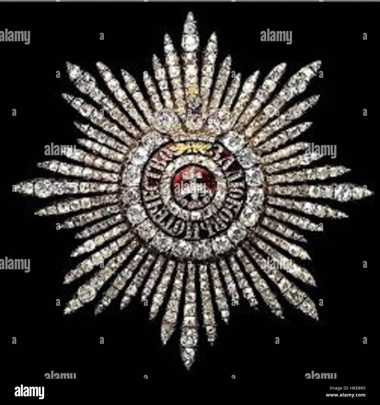 L'ordre de Catherine Star est un prix prestigieux connu pour son design complexe. Historiquement, il a été décerné à des individus pour des services notables à l'Empire russe, symbolisant l'honneur et la loyauté. Banque D'Images