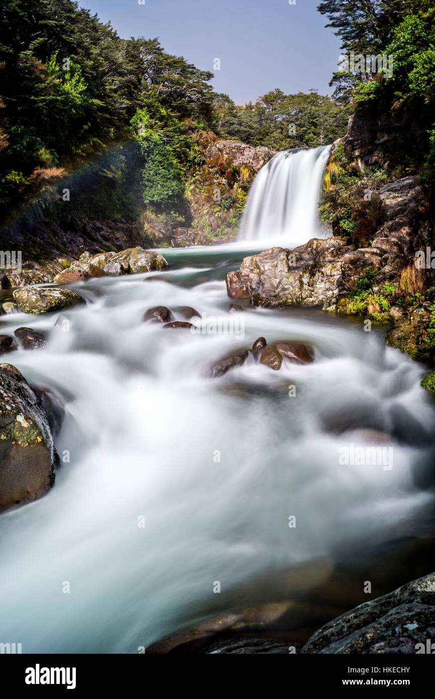 Tawhai Falls à seulement quelques minutes de marche de la route principale jusqu'à la Nouvelle-Zélande sur skifield Whakapapa's Mount Ruapehu Banque D'Images