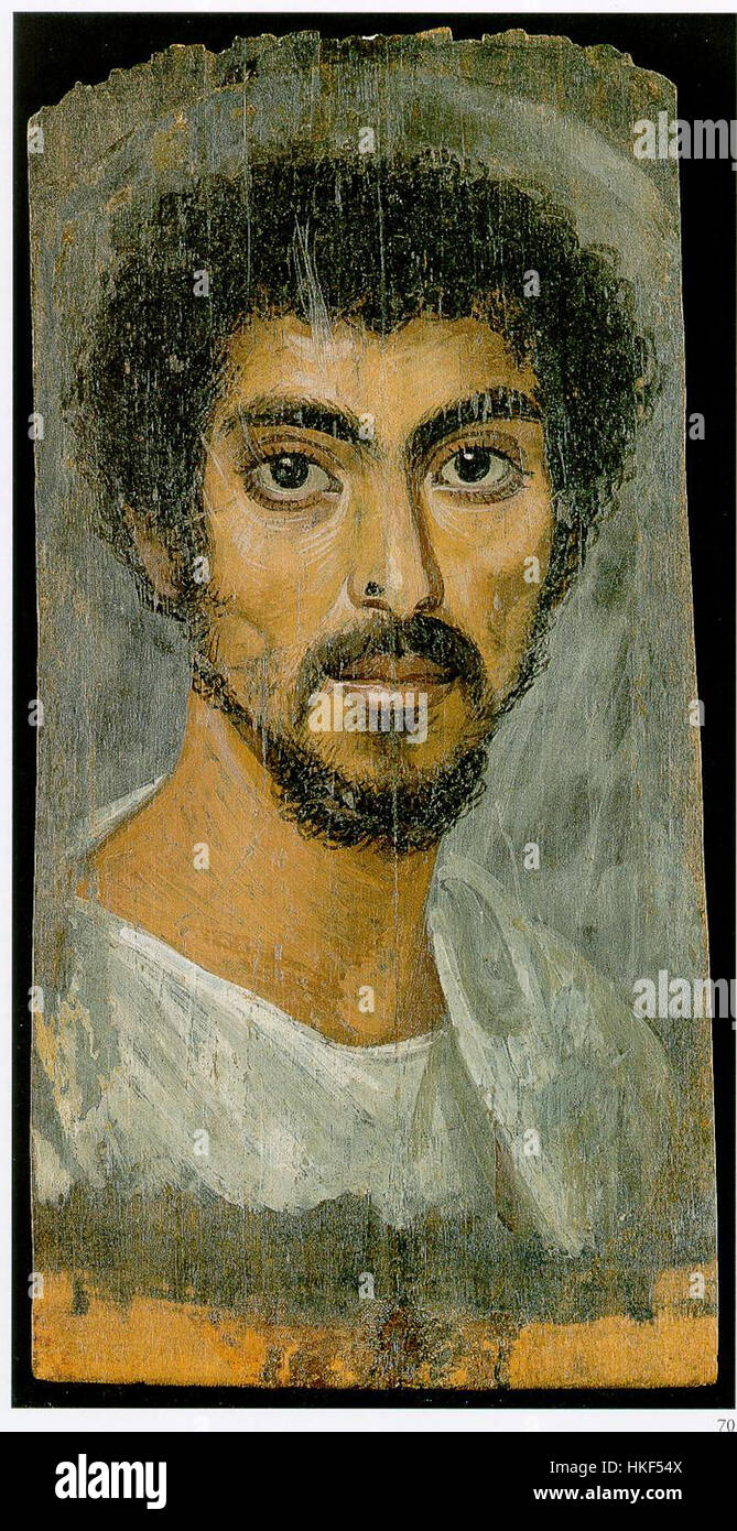 Ce portrait du Fayoum, datant du Ier siècle de notre ère, est un exemple remarquable de l'art romano-égyptien, représentant une image finement détaillée d'un individu décédé, créée à l'aide de techniques de peinture encaustique. Banque D'Images