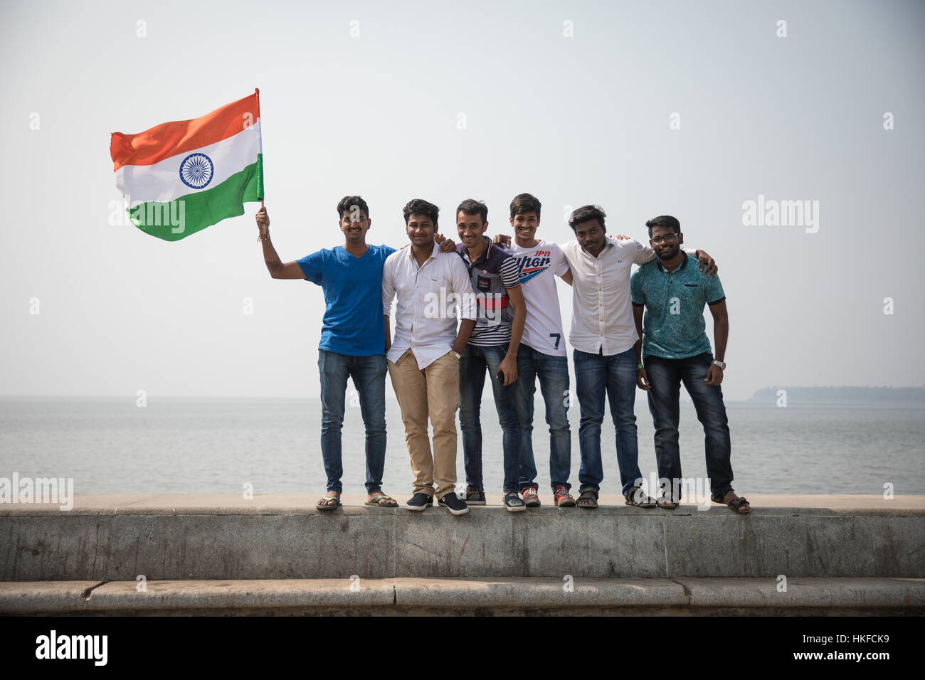 Les gens célèbrent la Journée de la République sur Marine Drive, à Mumbai (Bombay), Inde. Banque D'Images