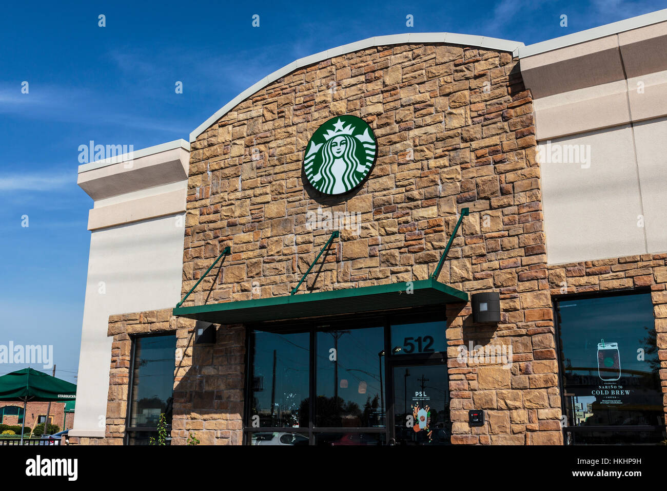 Indianapolis - Circa 30 Septembre 2016 : Starbucks Coffee Store de détail. Starbucks est une chaîne de café au détail VIII Banque D'Images