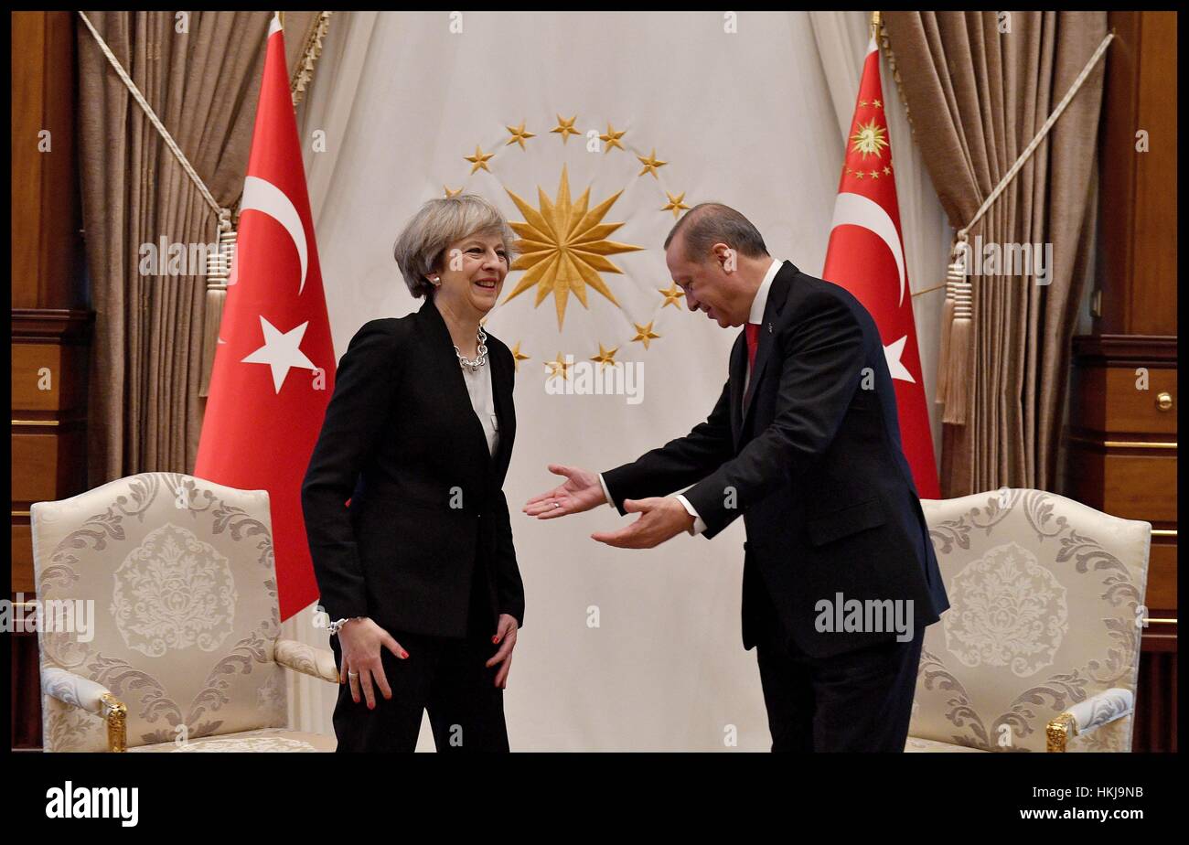 Premier ministre Theresa mai avec le président de la Turquie, Recep Tayyip Erdogan, au palais présidentiel à Ankara, Turquie. Banque D'Images