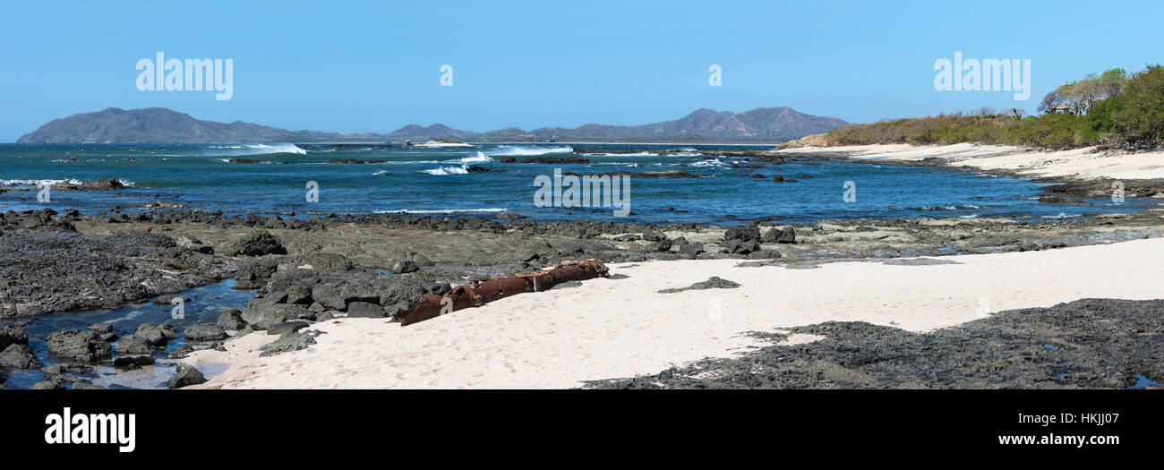 Vue panoramique de la plage de Tamarindo, Costa Rica Banque D'Images