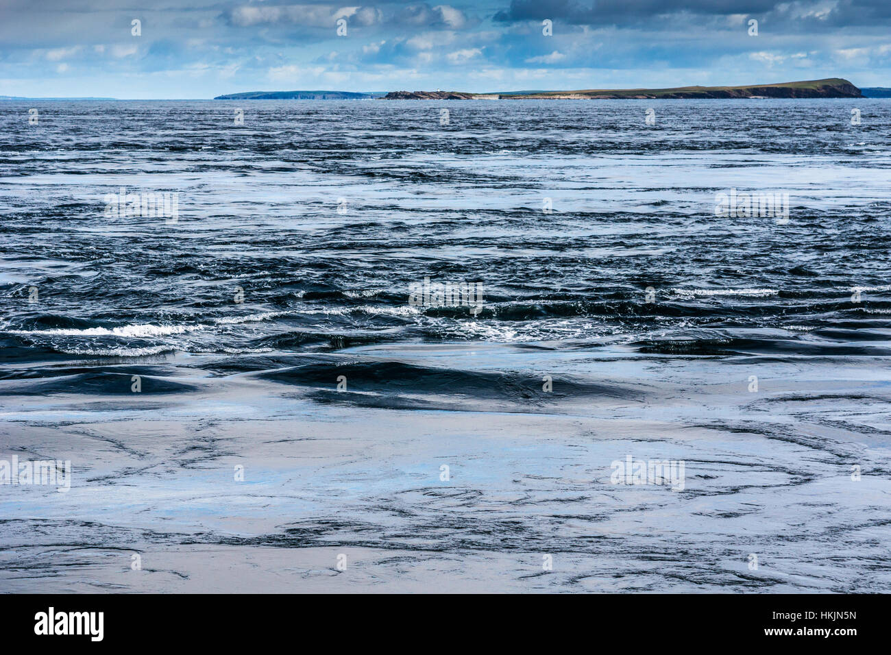 Le barattage de la mer où l'Océan Atlantique rencontre la mer du Nord. Banque D'Images