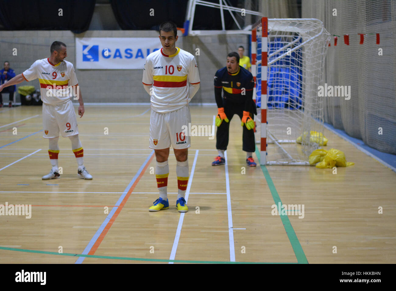 Gibraltar, Royaume-Uni. 28 janvier, 2017. Futsal UEFA Euro, Groupe Préliminaire étape. Gibraltar 1-8 Monténégro à Tercentenary Sports Hall, Gibraltar. Crédit : Stephen Ignacio/Alamy Live News Banque D'Images